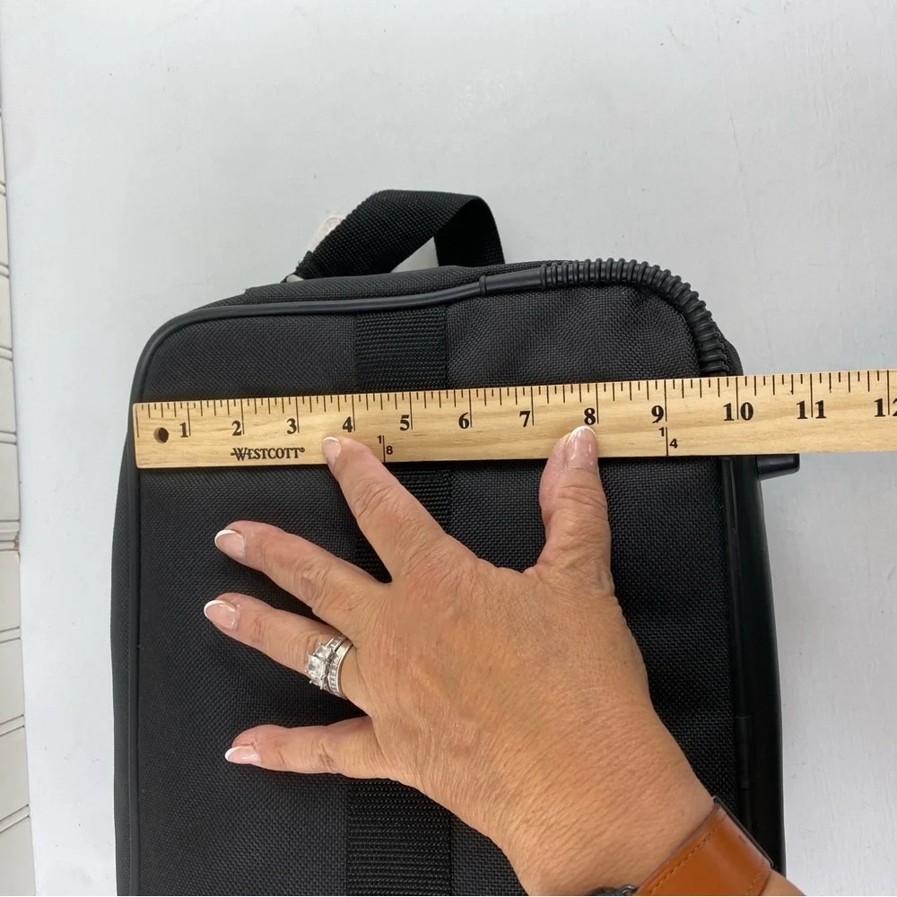 NWOT American Tourister Black Messenger Carryon‎ Bag
